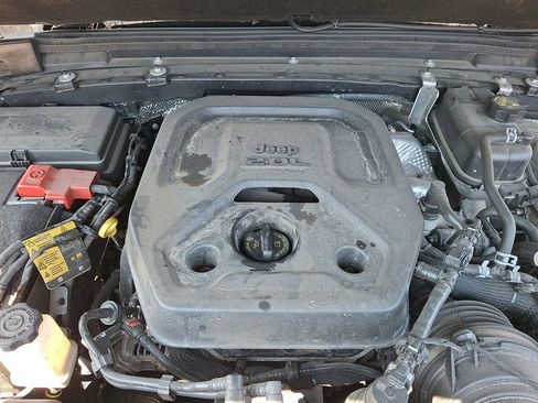 Used 2024 Jeep Wrangler Sport S image 26