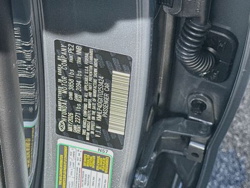 New 2026 Hyundai Elantra Limited FWD image 24