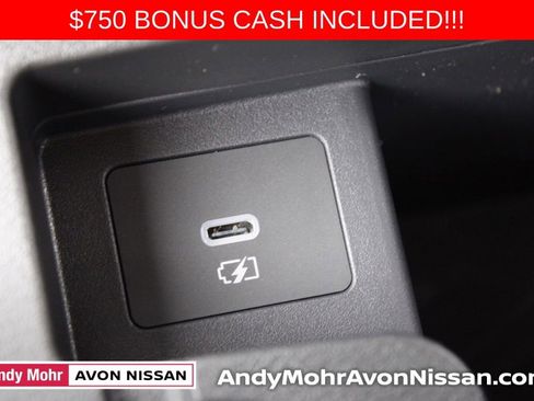 New 2025 Nissan Versa SV w/ Trunk Package image 27