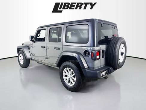 Used 2023 Jeep Wrangler Sport S image 5