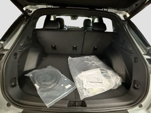 New 2026 Chevrolet Equinox EV LT image 26