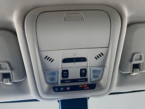 Used 2023 GMC Terrain Denali image 36