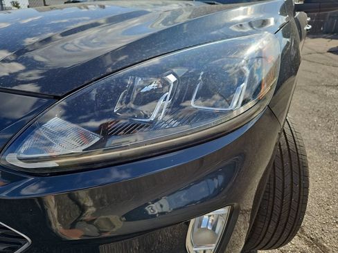 Used 2022 Ford Escape SEL w/ Technology Package AWD/4WD image 31