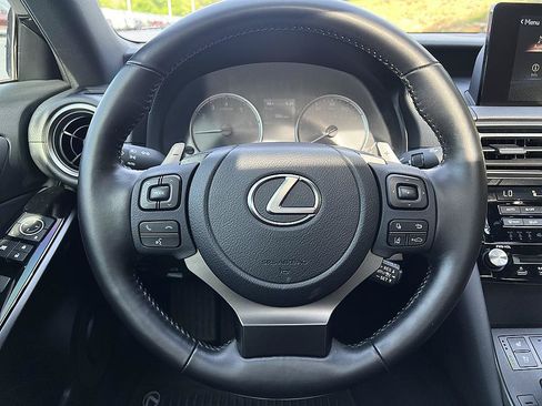 Used 2021 Lexus IS 300 w/ Comfort Package RWD image 13