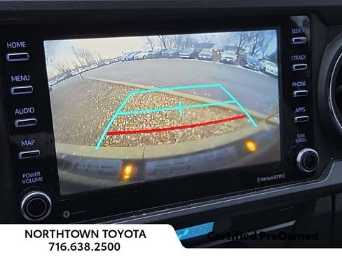 Used 2023 Toyota Tacoma TRD Off-Road image 24