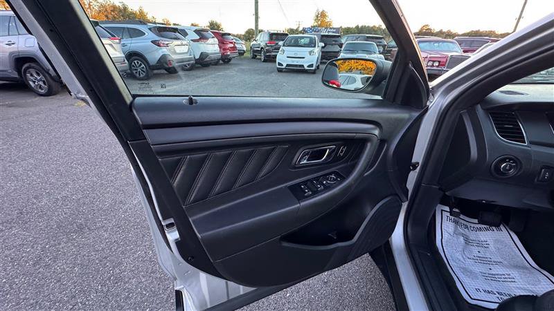 Used 2015 Ford Taurus Police Interceptor AWD image 29