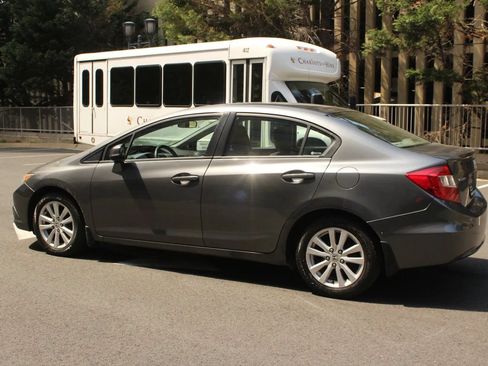 Used 2012 Honda Civic EX-L image 18