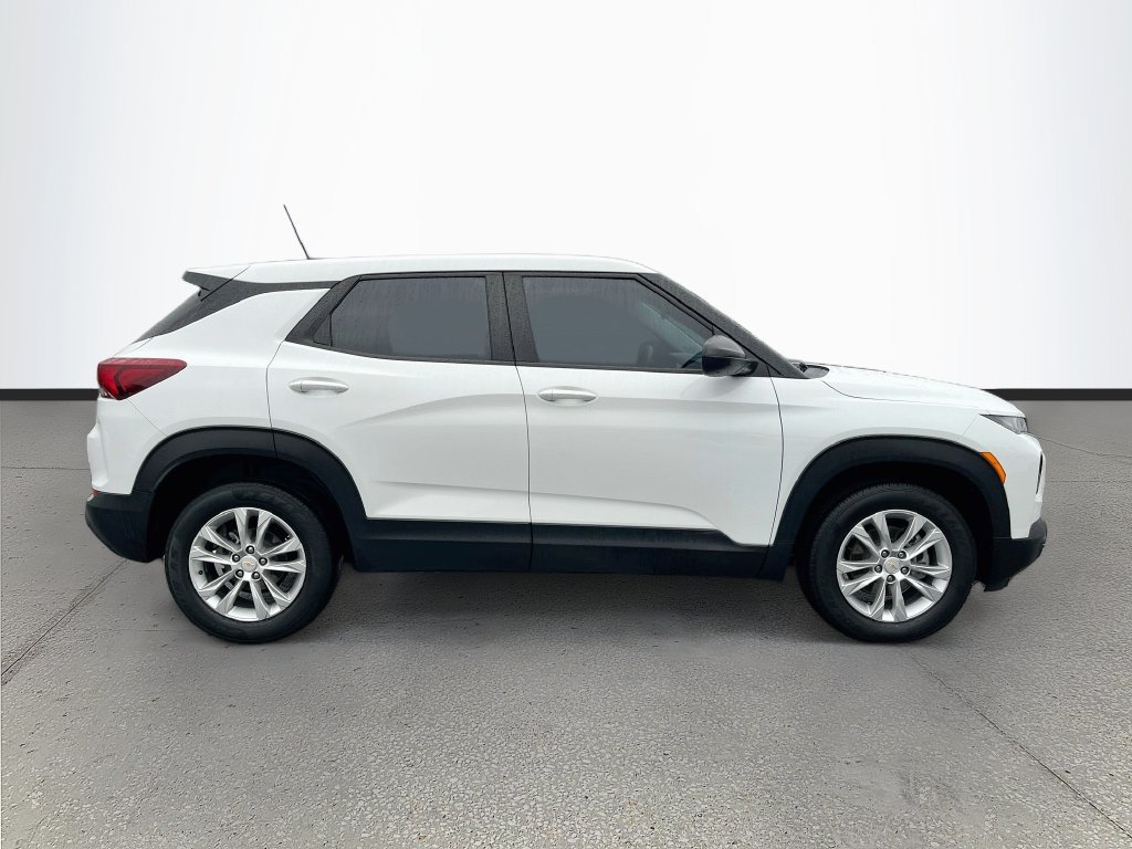 Used 2021 Chevrolet TrailBlazer LS AWD/4WD image 8