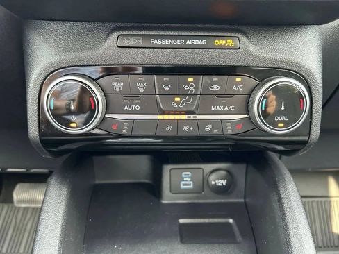 Used 2022 Ford Escape SE w/ Convenience Package AWD/4WD image 18