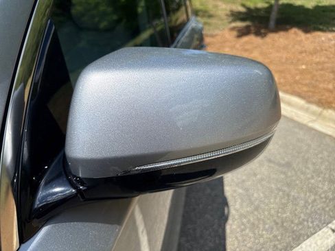 Used 2020 Acura MDX FWD image 16