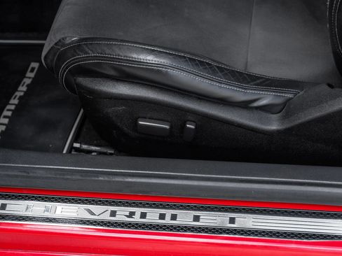 Used 2015 Chevrolet Camaro SS w/ SS Performance Package RWD image 36
