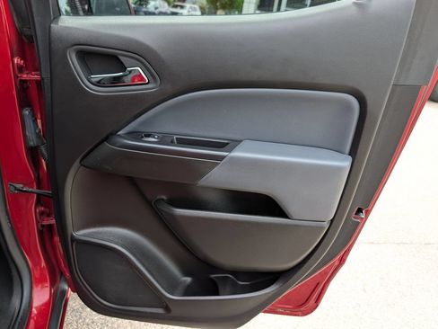 Used 2016 Chevrolet Colorado Z71 AWD/4WD image 21