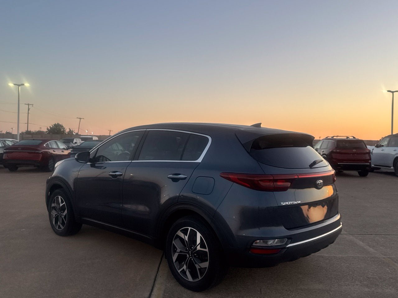 Used 2020 Kia Sportage EX AWD/4WD image 16