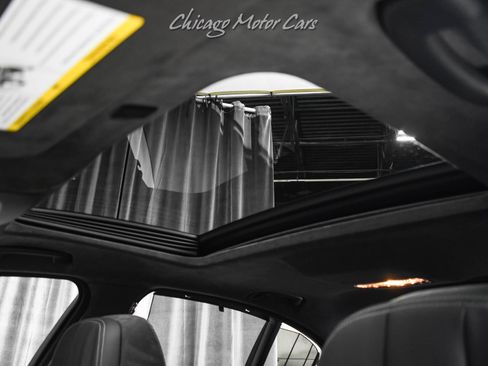 Used 2015 BMW M5 RWD image 20