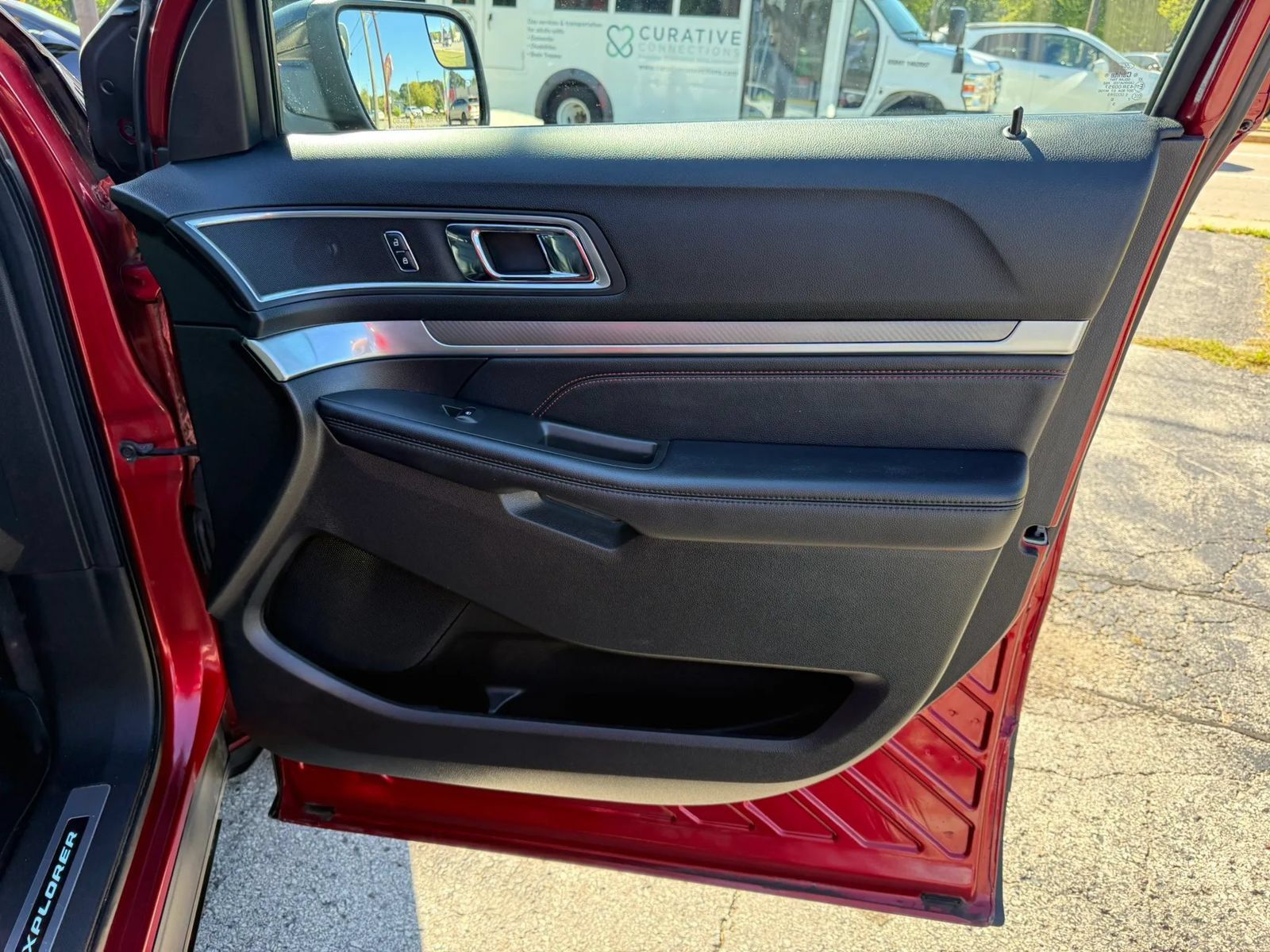 Used 2017 Ford Explorer Sport AWD/4WD image 23