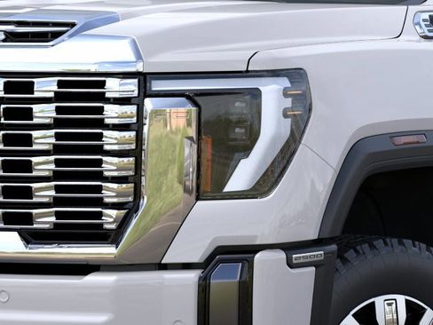 New 2025 GMC Sierra 2500 Denali w/ Denali Reserve Package image 10