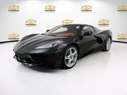 Used 2024 Chevrolet Corvette Stingray Premium Conv w/ 3LT RWD image 3