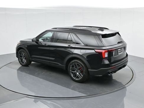 New 2025 Ford Explorer ST image 43