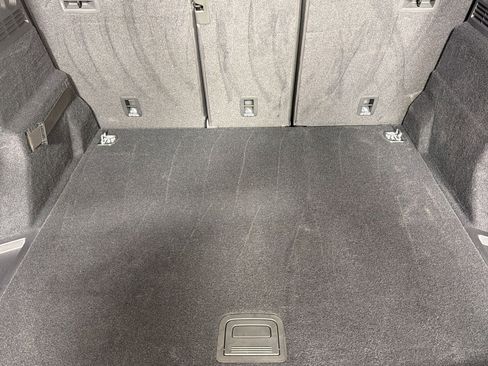 Used 2025 Audi Q5 Premium w/ Convenience Package image 22