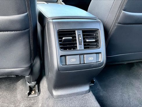Used 2022 Honda Accord Sport image 32