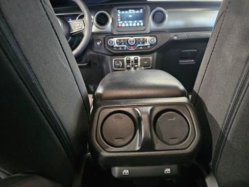Used 2023 Jeep Wrangler Unlimited Sport AWD/4WD image 37