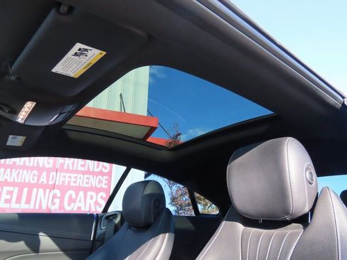 Used 2019 Mercedes-Benz E 450 Coupe image 3