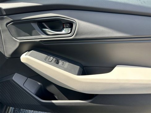 New 2025 Honda Accord SE image 18