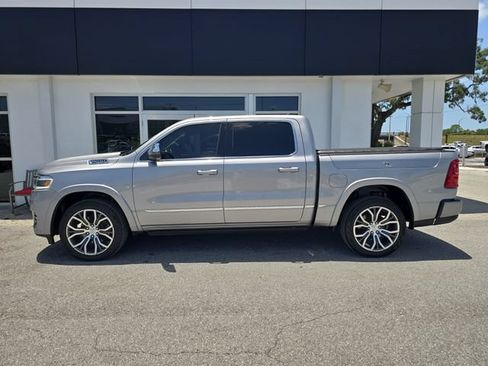 Used 2025 RAM 1500 Tungsten AWD/4WD image 4