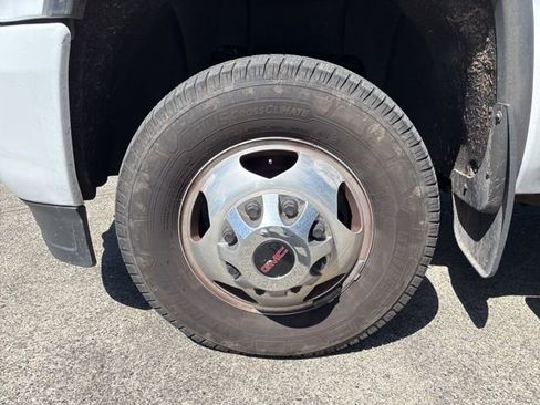 Used 2016 GMC Sierra 3500 Denali w/ Duramax Plus Package image 12