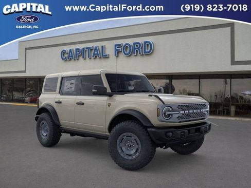 New 2025 Ford Bronco Badlands image 7