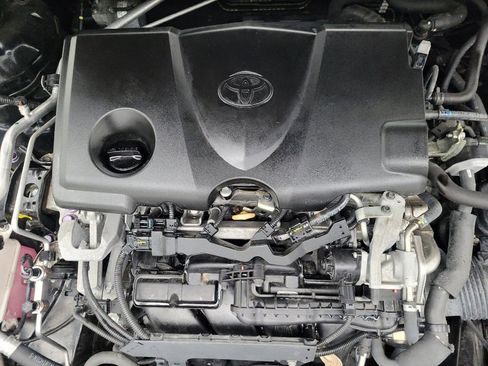 Used 2019 Toyota Camry SE image 30