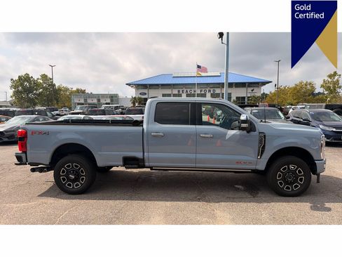 Used 2024 Ford F350 Platinum w/ FX4 Off-Road Package AWD/4WD image 4