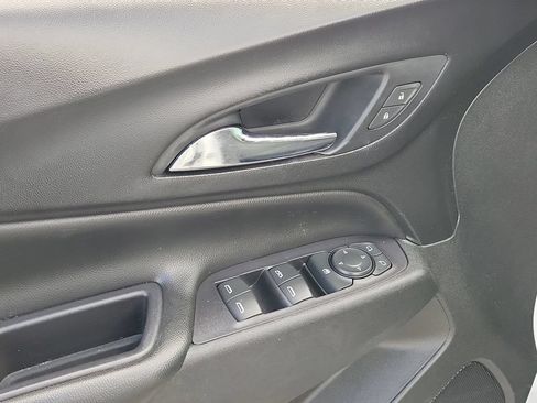 Used 2020 Chevrolet Equinox LT FWD image 20