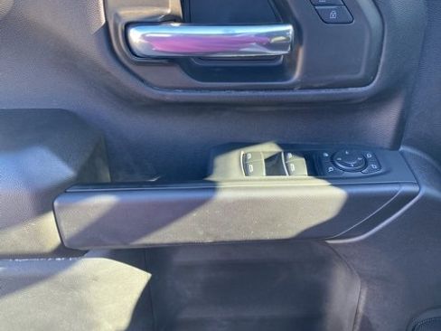 Used 2024 Chevrolet Silverado 2500 Custom w/ Custom Value Package image 14