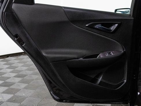 Used 2021 Chevrolet Malibu LS image 34