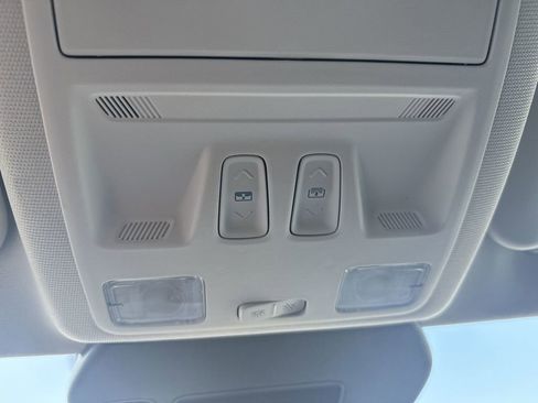 Used 2022 Ford Escape SE w/ Convenience Package image 12