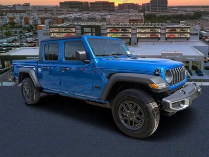 New 2026 Jeep Gladiator Sport