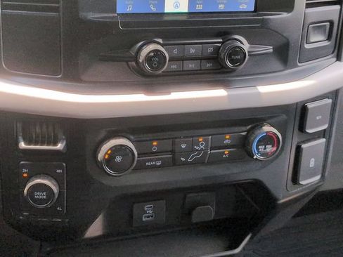 Used 2023 Ford F150 XLT AWD/4WD image 26