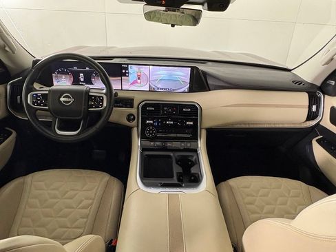 Used 2025 Nissan Armada Platinum Reserve AWD/4WD image 42