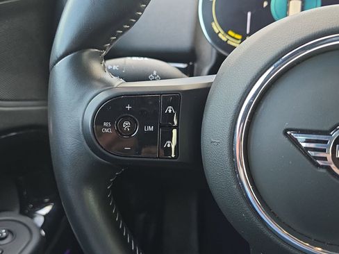 Used 2022 MINI Cooper Countryman SE w/ Premium Package image 19