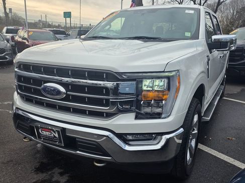 Used 2022 Ford F150 Lariat image 3