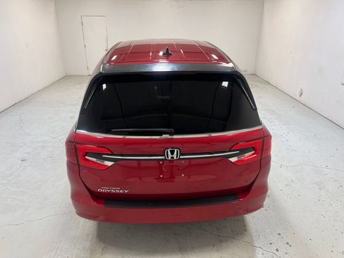 Used 2023 Honda Odyssey EX-L image 4