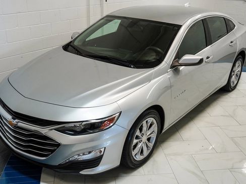 Used 2020 Chevrolet Malibu LT image 41