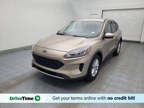Used 2020 Ford Escape SE FWD image 1
