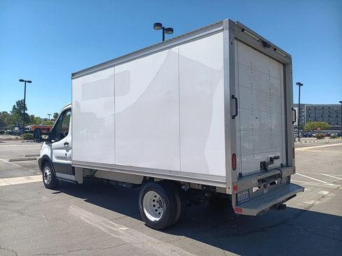 Used 2019 Ford Transit 350 156 DRW RWD image 6
