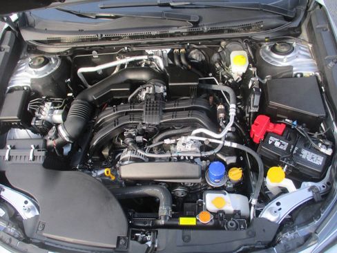 Used 2025 Subaru Outback Premium AWD/4WD image 18
