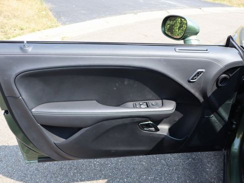 Used 2023 Dodge Challenger SRT Hellcat Widebody image 9