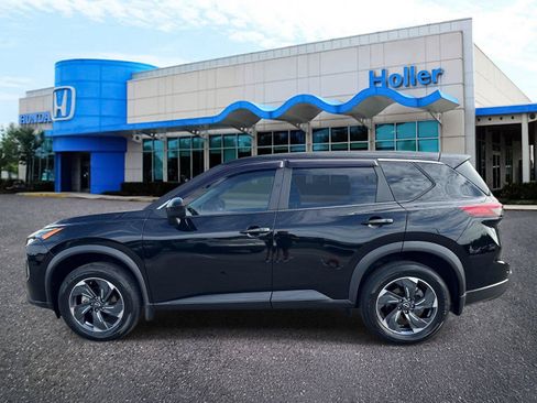 Used 2024 Nissan Rogue SV FWD image 7