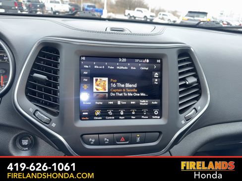 Used 2023 Jeep Cherokee Altitude Lux w/ Lux Elite Package image 21