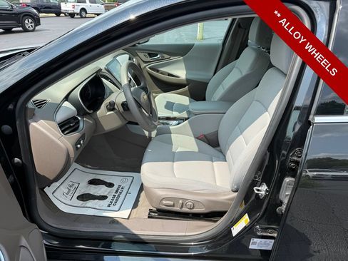 Used 2022 Chevrolet Malibu LS w/ Driver Confidence Package II FWD image 13